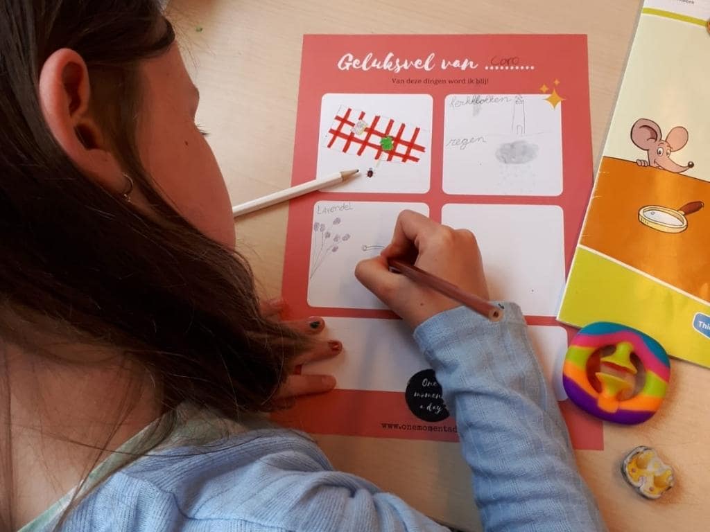 Kinderen Geluk Les | One moment a day